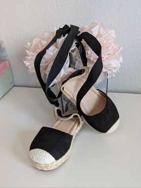 3/$30 New Size 9 Lace Up Ballet Espadrille Sandals